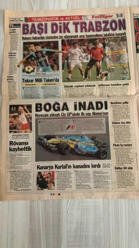 FOTOSPOR SPOR GAZETESİ - TURKISH NEWSPAPER - DOĞUM GÜNÜ HEDİYESİ  - EKSİKSİZ TAM TAKIM GAZETE -  1 EKİM 2006 PAZAR  AZİZ YILDIRIM – ZICO – ALEX DE SOUZA – MATEJA KEZMAN – RÜŞTÜ REÇBER – SERKAN BALCI – ÖNDER TURACI – EDU – DEIVID DE SOUZA – TUNCAY ŞANLI – APPİAH – TÜMER METİN – HAKAN ŞÜKÜR – ARDA TURAN – SABRİ SARIOĞLU – AYHAN AKMAN – JUNICHI INAMOTO – ÜMİT KARAN – RİGOBERT SONG – STJEPAN TOMAS – FERHAT ÖZTORUN – MONDRAGON – CARRUSCA – GÖKHAN ZAN – ERSEN MARTİN – GÖKDENİZ KARADENİZ – MARCELINHO – FATİH AKYEL – ZİYA DOĞAN – RİCARDİNHO – DELGADO – NOBRE – BOBO – KLEBERSON – VEDRAN RUNJE – JEAN TIGANA – ERMAN TORAMAN – UFUK – ERMAN – NURULLAH SAĞLAM – GABRIEL PANCU – RAŞİT ÇETİNER – ERGUN GÜRSOY – ŞAFAK GÜZELLER  FENERBAHÇE: AVRUPA DEVLERİNİ GERİDE BIRAKTI – 13 MAÇTA 34 GOL, 2.61 ORTALAMA – CHELSEA, BAYERN MÜNİH, PORTO, CELTIC VE INTER’İ GOL ORTALAMASINDA GEÇTİ – BARCELONA VE LYON’UN GERİSİNDE KALDI – BURSA MAÇI ÖNCESİ KEZMAN SÖZ VERDİ: “GOLLERİM DEVAM EDECEK” – RÜŞTÜ VE SERKAN’IN PERFORMA