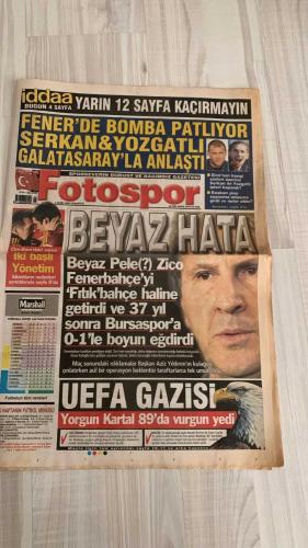 FOTOSPOR SPOR GAZETESİ - TURKISH NEWSPAPER - DOĞUM GÜNÜ HEDİYESİ  - EKSİKSİZ TAM TAKIM GAZETE -2 EKİM 2006 PAZARTESİ  AZİZ YILDIRIM – ZICO – ALEX DE SOUZA – MATEJA KEZMAN – RÜŞTÜ REÇBER – SERKAN BALCI – ÖNDER TURACI – EDU – DEIVID DE SOUZA – TUNCAY ŞANLI – APPİAH – TÜMER METİN – HAKAN ŞÜKÜR – ARDA TURAN – SABRİ SARIOĞLU – AYHAN AKMAN – JUNICHI INAMOTO – ÜMİT KARAN – RİGOBERT SONG – STJEPAN TOMAS – FERHAT ÖZTORUN – MONDRAGON – CARRUSCA – GÖKHAN ZAN – ERSEN MARTİN – GÖKDENİZ KARADENİZ – MARCELINHO – FATİH AKYEL – ZİYA DOĞAN – RİCARDİNHO – DELGADO – NOBRE – BOBO – KLEBERSON – VEDRAN RUNJE – JEAN TIGANA – LAZAROV – SERKAN YOZGATLI – MURAT AKSU – OSMAN GÜNEŞ – ERGUN GÜRSOY – FAHRİ – İBRAHİM ÜZÜLMEZ – SİNAN ENGİN – SAMET AYBABA – SİNAN VARDAR  FENERBAHÇE: BURSA MAÇINDA 37 YIL SONRA YENİLGİ – SİNAN KALOĞLU’NUN GOLÜYLE 0-1 – TARAFTARLAR ZICO’NUN FUTBOLUNA TEPKİ GÖSTERDİ – SERKAN VE YOZGATLI İLE İPLER KOPTU, GALATASARAY İLE ANLAŞTILAR – AZİZ YILDIRIM SOYUNMA ODASINA GİRDİ – FENERBAHÇE’DE ACİL O
