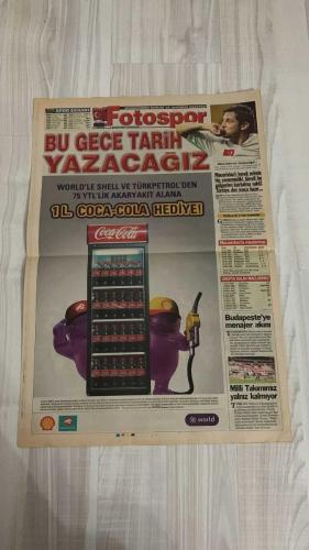 FOTOSPOR SPOR GAZETESİ - TURKISH NEWSPAPER - DOĞUM GÜNÜ HEDİYESİ  - EKSİKSİZ TAM TAKIM GAZETE -  7 EKİM 2006 CUMARTESİ  ÜMİT KARAN - LUCESCU - ALEX - İBRAHİM ÜZÜLMEZ - ZENDEN - HÜSEYİN ÇİMŞİR - GERETS - HAYRİ ÜLGEN - NİHAT KAHVECİ - FATİH TERİM - NECATİ ATEŞ - ARDA TURAN - HASAN ŞAŞ - FEVZİ ELMAS - RIBERY - FELIX MAGATH - ULI HOENESS - OZHAN CANAYDIN - ADNAN POLAT  ÜMİT KARAN’A LUCESCU KANCASI - ALEX KİM? - FENER’E HOLLANDALI YILDIZ ZENDEN - ASLAN’IN BOMBASI TRABZONLU HÜSEYİN - HAYRİ ÜLGEN’İN 92 MİSLİLİK KUPONU - BUDAPEŞTE’DE TARİHİ GECE - BU GECE TARİH YAZACAĞIZ - NİHAT KAHVECİ: SAVAŞACAĞIZ - TÜRKİYE MACARİSTAN’I YENMEK İSTİYOR - BUDAPEŞTE’YE MENAJER AKINI - NECATİ PSV MAÇIYLA DÖNÜYOR - ARDA TURAN’DAN SAMİMİYET AÇIKLAMASI - İLİÇ’E EKSTRA PRİM - RIBERY İÇİN CAS’A GİDİLİYOR  FENERBAHÇE - GALATASARAY - BEŞİKTAŞ - TRABZONSPOR - ZENIT - LIVERPOOL - PSV - MACARİSTAN MİLLİ TAKIMI - NORVEÇ - YUNANİSTAN - BOSNA-HERSEK - MOLDOVA - BAYERN MÜNİH - MARSİLYA