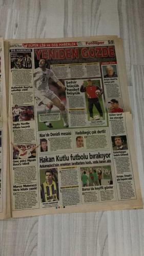 FOTOSPOR SPOR GAZETESİ - TURKISH NEWSPAPER - DOĞUM GÜNÜ HEDİYESİ  - EKSİKSİZ TAM TAKIM GAZETE -   10 EKİM 2006 SALI  ANELKA - TUNCAY ŞANLI - TUNCAY ÖZİLHAN - TURGAY CİNER - İHSAN KALKAVAN - TEVFİK YAMANTÜRK - ARDA TURAN - METİN OKTAY - OSMAN KORKMAZEL - SÜLEYMAN KORKMAZ - EMRE AŞIK - AYKUT KOCAMAN - AYKUT ERÇETİN - RIBERY - NECATİ ATEŞ - HASAN KABZE - ÖZGÜRCAN ÖZCAN - FALCO GÖTZ - YILDIRAY BAŞTÜRK - ADNAN POLAT - ERİK GERETS  HIRSIZ ANELKA - TUNCAY’I ÇALIYOR - BEŞİKTAŞ KULİSLERİNDE BOMBA: TUNCAY ÖZİLHAN - ARDA TURAN: HENÜZ YILDIZ DEĞİLİM - METİN OKTAY’DAN SONRA EN BÜYÜK GOLCÜ KEZMAN - GALATASARAY’DA ON LİBERO SORUNU - EMRE AŞIK ANKARASPOR’A - AYKUT ERÇETİN’E GİDİŞ İZNİ YOK - RIBERY KARARI BEKLENİYOR - NECATİ ATEŞ FORMAYA KAVUŞUYOR - GERETS’İN SERT ŞARTLARI - POLAT: HAKAN NE KADAR İSTERSE O KADAR OYNAR - ÖZGÜRCAN’IN BURNU KIRILDI - FALCO GÖTZ’ÜN KOZU YILDIRAY BAŞTÜRK  FENERBAHÇE - GALATASARAY - BEŞİKTAŞ - BOLTON WANDERERS - ANKARASPOR - ANKARAGÜCÜ - BORDEAUX - HERTHA BERLİN - ZENIT - MA