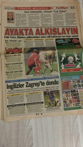 FOTOSPOR SPOR GAZETESİ - TURKISH NEWSPAPER - DOĞUM GÜNÜ HEDİYESİ  - EKSİKSİZ TAM TAKIM GAZETE -   12 EKİM 2006 PERŞEMBE  RICARDINHO - TIGANA - İBRAHİM CEVAHİR - STEPANOV - ALBAYRAK - ALEX - TALAY ERKER - SİNAN ENGİN - HAYRİ ÜLGEN - OSMAN KORKMAZEL - ARİF KOCABIYIK - ERGUN HİÇYILMAZ - HAKAN ŞÜKÜR - TUNCAY ŞANLI - HİDAYET TÜRKOĞLU - SEMİH YUVA - NEDİM KARAKAŞ - MUAMMER GÜLER  BEŞİKTAŞ’TA RICARDINHO’YA “BİZİM HAGİ’MİZ OL” TEKLİFİ - TRABZONSPOR STEPANOV İÇİN CHELSEA’YE TEPKİLİ - ROMA ALEX İLE GÖRÜŞTÜ - MİLLİ TAKIM MOLDOVA’YI 5-0 YENDİ - HAKAN ŞÜKÜR 4 GOL ATTI - TUNCAY’IN GOLÜYLE FARK 5’E ÇIKTI - GALATASARAY 101 YAŞINDA - EFES PİLSEN DENVER NUGGETS’A YENİLDİ - TELEKOM ZOR GRUBA DÜŞTÜ - İZMİR BÜYÜKŞEHİR ARKAS İLE KARŞILAŞIYOR - GALATASARAY AYHAN ŞAHENK SALONU’NDA OYNAYACAK - FENERBAHÇE ÜLKER-BEŞİKTAŞ MAÇINA İPEKÇİ YASAĞI - VOLEYBOLDA ZİRAAT BANKASI GALATASARAY’I YENDİ - MUAMMER GÜLER YEŞİLYURT’U ZİYARET ETTİ - BEŞİKTAŞ HENTBOLDA AVRUPA’DA TUR ATLADI  FENERBAHÇE - GALATASARAY - BEŞİKTAŞ - TRA