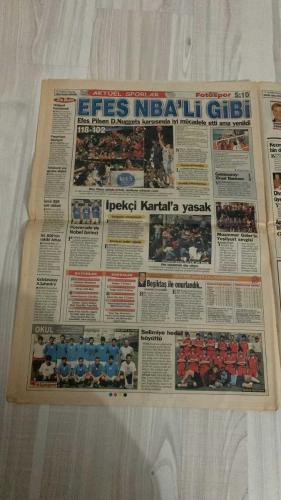 FOTOSPOR SPOR GAZETESİ - TURKISH NEWSPAPER - DOĞUM GÜNÜ HEDİYESİ  - EKSİKSİZ TAM TAKIM GAZETE -   12 EKİM 2006 PERŞEMBE  RICARDINHO - TIGANA - İBRAHİM CEVAHİR - STEPANOV - ALBAYRAK - ALEX - TALAY ERKER - SİNAN ENGİN - HAYRİ ÜLGEN - OSMAN KORKMAZEL - ARİF KOCABIYIK - ERGUN HİÇYILMAZ - HAKAN ŞÜKÜR - TUNCAY ŞANLI - HİDAYET TÜRKOĞLU - SEMİH YUVA - NEDİM KARAKAŞ - MUAMMER GÜLER  BEŞİKTAŞ’TA RICARDINHO’YA “BİZİM HAGİ’MİZ OL” TEKLİFİ - TRABZONSPOR STEPANOV İÇİN CHELSEA’YE TEPKİLİ - ROMA ALEX İLE GÖRÜŞTÜ - MİLLİ TAKIM MOLDOVA’YI 5-0 YENDİ - HAKAN ŞÜKÜR 4 GOL ATTI - TUNCAY’IN GOLÜYLE FARK 5’E ÇIKTI - GALATASARAY 101 YAŞINDA - EFES PİLSEN DENVER NUGGETS’A YENİLDİ - TELEKOM ZOR GRUBA DÜŞTÜ - İZMİR BÜYÜKŞEHİR ARKAS İLE KARŞILAŞIYOR - GALATASARAY AYHAN ŞAHENK SALONU’NDA OYNAYACAK - FENERBAHÇE ÜLKER-BEŞİKTAŞ MAÇINA İPEKÇİ YASAĞI - VOLEYBOLDA ZİRAAT BANKASI GALATASARAY’I YENDİ - MUAMMER GÜLER YEŞİLYURT’U ZİYARET ETTİ - BEŞİKTAŞ HENTBOLDA AVRUPA’DA TUR ATLADI  FENERBAHÇE - GALATASARAY - BEŞİKTAŞ - TRA