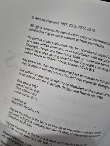 Politics [Fourth Edition] Andrew Heywood