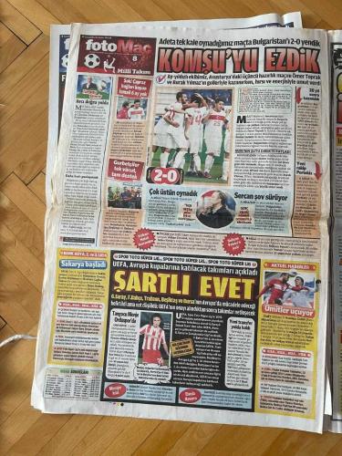 FOTOMAÇ GAZETESİ - 30 MAYIS 2012 - EMRE GİTTİ CANTEROS GELİYOR - AYKUT KOCAMAN - HECTOR CANTEROS - RONALDINHO - TOPAL'I FENER'E EŞİ GETİRDİ - MEHMET TOPAL - SELDA TOPAL - TINO COSTA DA HER AN BİTEBİLİR - TUTUKLU SANIK İLHAN EKŞİOĞLU, AZİZ YILDIRIM'I İŞARET ETTİ: BAŞKANIN HABERİ VARDI - SERDAR KULBİLGE - BU 'SÜSLEME' DE BİZİM 'TARLA' GİBİ - SADRİ ŞENER - YILDIRIM İLE ŞAKAR KAPIŞTI - NEVZAT ŞAKAR - MEHMET EKİNCİ - VEBALİMİZ ÜZERİNİZDE OLUR - MEHMET YILDIZ - CİMBOM'DA TRANSFERE UEFA AYARI - FATİH TERİM - BEŞİKTAŞ'TA YERLİ HAFTASI - MUSTAFA DENİZLİ - RIZA ÇALIMBAY - HİKMET KARAMAN - MİLLİLER IŞIL IŞIL - ÖMER - BURAK YILMAZ - İSMAİL KÖYBAŞI - TRABZON DANY'DE ISRARCI - HINCAL ULUÇ - BÜLENT CAN - BEDAVAYA GİTTİ - EMRE BELÖZOĞLU - ZIEGLER - COSTA'DAN VAZGEÇİLMEDİ - MEHMET GÜNEK - GÖKHAN - EL HADJI DIOUF - YÖNETİCİ AHMET BULUT - EN GÜZELİ FENER'DE BIRAKMAKTI - KANARYA DEBUCHY'YI İSTİYOR - MATHIEU DEBUCHY - YÖNETİCİ KEMAL ERDOĞAN - ARDA'DAN EMRE'YE ÖVGÜ - BİZE BÜYÜK GÜÇ KATACAKTIR - JOSE LUIS