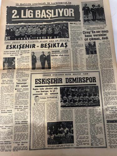 MİLLİYET GAZETESİ - DOĞUM GÜNÜ HEDİYESİ (TURKISH NEWSPAPPER) - 24 AĞUSTOS 1969 - SADECE DÖRT SAYFADIR -Neil Armstrong-Aldrin-Ecevit-Talat Halman-Süleyman Demirel-İsmet İnönü-Alpaslan Türkeş-Mehmet Ali Aybar-Osman Bölükbaşı-Yusuf Azizoğlu-Turhan Feyzioğlu-Engin Ünsal-Gönül Erkal-Dr. Pınar Erdilek-Cemal Moral-Abdi İpekçi-Erdoğan Bayraktar-Erhan Kırcıovalı-Cemil Soley-Necdet Degecek-Ahmet Bozdoğan-Ahmet Yılmaz-Hasan-Kemal İyitüfek-Mustafa Güven-Abdülkadir Türköz-Nihat Tuncel-İsmet Karaca-Necati Gürbüz-Mustafa Süruri-Hasan Polat-Şükrü-Türker İnanoğlu-Mehmet Orhan-Tekin-Irfan Karaca-Cemal Koral-Niyazi Aras-Tansu Altınok-Mustafa Şükrü Köserlioğlu-Necdet Turgut-Orhan Metin-Mustafa Gökçen-Mükerrem Sağlıç-Ömer Usta-Mustafa Ay-Şefik Şarp-Osman Demirci-Ahmet Nihat Akın-Medet Akın-Osman Demirel-Cengiz Karakaş-Metin Aydın-Mehmet Yılmaz-Eyüp Yaman-Ay’da konacak yer arıyordum-Ay’ı nasıl fethettik-Ecevit CHP’nin Doğu düzenini açıkladı-İşçilik ve seçmenlik-Bugünkü işçi mitingleri-Kudüs’teki Araplar gen