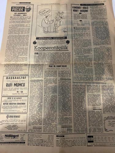 MİLLİYET GAZETESİ - DOĞUM GÜNÜ HEDİYESİ (TURKISH NEWSPAPPER) - 25 ARALIK 1970 - SADECE İKİ SAYFADIR -Burhan Felek-Burhan Satır-Rıfat Ilgaz-Burhan Felek-Metin Toker-Prof. Dr. Cahit Talas-Rafi Mumcu-Suat Türker-Menteşeoğlu-Jaroszewicz-Suat Türker-Abdi İpekçi-Savcılara teminat verilmesi istendi-İki otomobilde aynı plâka var-Edebiyat Dekanı istifa etti fakülte kapatıldı-Üstünel Hayat pahalılığı dalgalar halinde artıyor-Atabey yapılan 146 dükkânı satacak-Polonya Başbakanı Tanrıya inananla inanmayanlar işbirliği yapacak-Hep demokrasiyi istiyoruz ama-Kooperatifçilik-Komünist usulü nöbet değişimi-Başsağlığı-Rafi Mumcu-Büyük acı kaybımız-Büyük Hüseyin Güngören-Komisyon’da hükümet mahkeme kararlarına uymamakla suçlandı-Birisi sahte amma-Pik satıcıları serbest bırakıldı-Öğrencileri kınamadan önce kendi faturamızı ödeyelim-Sümerbank yetkilileri grev konusunda anlaşma yolu açık-Laboratuvar ve depolardaki ilaçların teftişine başlandı-Ankara’da iki yurtta silah ele geçirildi-Türk Hukuk Kurumu MİT tem
