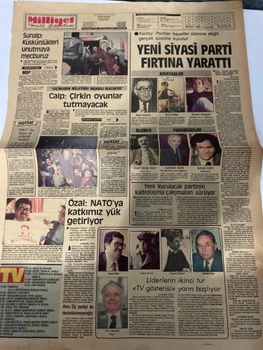MİLLİYET GAZETESİ - DOĞUM GÜNÜ HEDİYESİ (TURKISH NEWSPAPPER) - 29 EKİM 1983 - SADECE DÖRT SAYFADIR -Özer Yelce-Numan Ceyhan-Sofya-Çelenk-Mehmet Barlas-Vehbi Koç-Aydın Candabak-İhsan Doğramacı-Öztin Akgüç-Turhan Selçuk-Muzaffer Erendil-Acı Mumtaz Soysal-Sunalp-Calp-İlyas Seçkin-Erol Köse-Ekrem Bulgun-Asaf Savaş Akat-Aytekin Kotil-İsmail Cem-Turgut Özal-Turgut Sunalp-Günseli Özkaya-Necdet Calp-Prof. Memduh Yaşa-Necip Şan-Arzu Tramvayı-Tennessee Williams-Ferhan Şensoy-Bülent Salih Avşar-Güney Fikret Hakan-Yeni parti solda fırtına yarattı-Eserin 60 yaşında-Cumhuriyet Bayramı’nı kutluyoruz-Grenada’da bir Türk öğrenci var-Ulusu Ülkede huzur güven tam sağlandı-Koç Ekonomi koalisyondan büyük zarar gördü-27 üniversiteden 9’u ek sınav hakkını kabul etti-Özal NATO’ya katkımız yük getiriyor-Cumhuriyetin kuruluş yıllarından günümüze sesleniş-Cumhuriyet 60 yaşında-İhtiyarlamadan yaşlanmak-Yeni siyasî parti fırtına yarattı-Calp Çirkin oyunlar tutmayacak-Liderlerin ikinci tur TV gösterisi yarın başlıy