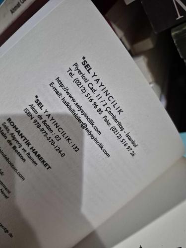 Romantik Hareket Seks Alışveriş ve RomanSel Yayıncılık Romantik Hareket - Alain de Botton