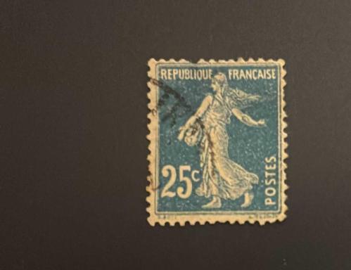 Fransa Pulu - France Stamp - Postadan Geçmiş Pul Filateli - Damgalı - Tohum Serpen Kadın Temalı Pul, 25 PARA - YABANCI PULLAR- NOSTALJİK DOĞUM GÜNÜ HEDİYESİ