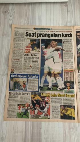 FOTOMAÇ SPOR GAZETESİ - TURKISH NEWSPAPER - DOĞUM GÜNÜ HEDİYESİ  - EKSİKSİZ TAM TAKIM GAZETE -5 NİSAN 2002 CUMA  AZİZ YILDIRIM - HALUK ULUSOY - WERNER LORANT - MUSTAFA DENİZLİ - CEYHUN - RÜŞTÜ - OGÜN - FERUDUN NİĞDELİOĞLU - KENAN ONUK - SERGİO - ADEM - CEM KARACA - ALPER - ENDER - TUNCAY - ALTAN - MURAT - OKAN - DAUM - BİLGİLİ  TARAFTAR - TARAFTAR AYAKTA - YÖNETİMDEN TAKIMA MORAL - 5 MAÇI KİM KAYBETTİ - ANTRENÖRE RAĞMEN - DURAN TOP ANTRENMANI - CEYHUN FORMAYI KAPTI - TEK PUAN BİLE KAYBEDEMEYİZ - BAZEN GEVŞİYORUZ - LORANT’A MARSİLYA İLGİSİ - BEŞİKTAŞ’TA DAUM’A İKİ MAÇ SÜRE - KADIKÖY’DE TARİHİ GÜN - GALATASARAY TRANSFER LİSTESİ  FENERBAHÇE - GÖZTEPE - GENÇLERBİRLİĞİ - GALATASARAY - TRABZONSPOR - SAMSUNSPOR - ANKARAGÜCÜ - KOCAELİSPOR - MALATYASPOR - YOZGATSPOR - DENİZLİSPOR - BURSASPOR - SAKARYASPOR - ADANASPOR