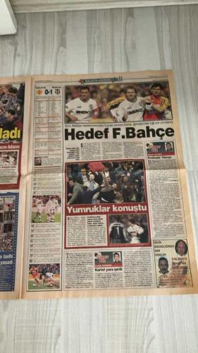 FOTOMAÇ SPOR GAZETESİ - TURKISH NEWSPAPER - DOĞUM GÜNÜ HEDİYESİ  - EKSİKSİZ TAM TAKIM GAZETE -8 NİSAN 2002 PAZARTESİ  RADU - MEHMET - ENVER - AYHAN - TÜMER - İLHAN - İBRAHİM - AHMET DURSUN - STAVRUM - EMRE - NECİP OLGUN - SERDAR BİLGİLİ - TURGAY CİNER - ZAFER YILDIRIM - NEVZAT DEMİR - AFFAN KEÇECİ - VAHAP HACIOĞLU - CHRISTOPH DAUM - CARLOS - RONALDO  CİMBOM’UN ALTIN YEDEĞİ - RADU VAR DELDİ - TEK KALE OYNADILAR - TÜMER VURDU KARTAL UÇTU - FORVET SUSKUN KALDI - SİSTEM AYNI DİZİLİŞ FARKLI - DAUM YOLU YARILADI - MAÇIN ADAMI TÜMER - SEN BURADA MIYDIN? - SONUNU ZOR GETİRDİ - MALATYA TARİHİ BİR GÜN YAŞADI - YARIŞA DEVAM  GALATASARAY - SAMSUNSPOR - BEŞİKTAŞ - MALATYASPOR - ANTALYASPOR - TRABZONSPOR - KOCAELİSPOR - ANKARAGÜCÜ - YOZGATSPOR - İSTANBULSPOR - DENİZLİSPOR - DİYARBAKIRSPOR - ÇAYKUR RİZESPOR - BURSASPOR - GAZİANTEPSPORRADU - HAKAN ŞÜKÜR - ENVER - AYHAN - TÜMER - İLHAN - İBRAHİM - AHMET DURSUN - STAVRUM - SERDAR BİLGİLİ - TURGAY CİNER - ZAFER YILDIRIM - NEVZAT DEMİR - AFFAN KEÇECİ - VA