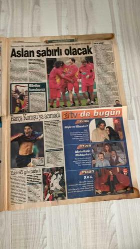 FOTOMAÇ SPOR GAZETESİ - TURKISH NEWSPAPER - DOĞUM GÜNÜ HEDİYESİ  - EKSİKSİZ TAM TAKIM GAZETE -9 NİSAN 2002 SALI  EROL ERSOY - AZİZ YILDIRIM - WERNER LORANT - SİNAN ENGİN - TAYFUR - TÜMER - İLHAN MANSIZ - AHMET DURSUN - STAVRUM - ERMAN - İBRAHİM - KHLESTOV - BURAK ELMAS - ÖZER SARAÇOĞLU - RADU NICULESCU - LUCESCU - YAŞAR YALÇIN - YILDIRIM DEMİRÖREN - MUSTAFA DENİZLİ - ASPER - MYHRE - VAHAP HACIOĞLU  YILDIRIM’IN ZAFER GÜNÜ - PARANIN NE ÖNEMİ VAR - MOTİVASYONU PAZAR AKŞAMI GÖRÜŞÜRÜZ - FORMÜL CEBİMDE - İNÖNÜ FOBİSİ BİTECEK - NEREDEYDİN KHLESTOV - BİLETLERE YOĞUN İLGİ - AHMET TEKMELERDEN ŞİKAYETÇİ - YILDIZ SAVAŞLARI BİTMİYOR - PARA İÇİN GELMEDİM - EMRE’NİN YOKLUĞU TAŞLARI OYNATTI - GALATASARAY’DA GENÇLİK AŞISI - ÜMİT KARAN’A UEFA’DAN AF - ASLAN SABIRLI OLACAK - BİLETLER KARABORSA - BEŞİKTAŞ’LA GÖRÜŞMEDİM - FENER’İ FARKLI YENECEĞİZ - TEDBİRLER ARTTIRILMALI - ASPER GİDİYOR - ÜMRANİYE’DE TAKTİK İDMANI - DEMİRÖREN’DEN AÇIK ÇEK - YÖNETİMDEN MORAL YEMEĞİ  GALATASARAY - SAMSUNSPOR - BEŞİKTAŞ - FEN