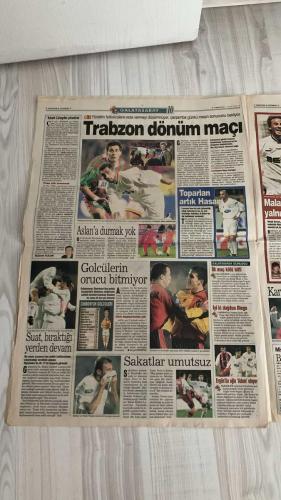 FOTOMAÇ SPOR GAZETESİ - TURKISH NEWSPAPER - DOĞUM GÜNÜ HEDİYESİ  - EKSİKSİZ TAM TAKIM GAZETE -10 NİSAN 2002 ÇARŞAMBA  EROL ERSOY - AZİZ YILDIRIM - WERNER LORANT - SİNAN ENGİN - TAYFUR - TÜMER - İLHAN MANSIZ - AHMET DURSUN - STAVRUM - ERMAN - İBRAHİM - KHLESTOV - BURAK ELMAS - ÖZER SARAÇOĞLU - RADU NICULESCU - LUCESCU - YAŞAR YALÇIN - MUSTAFA DENİZLİ - ASPER - YILDIRIM DEMİRÖREN - VAHAP HACIOĞLU - SERDAR BİLGİLİ - TURGAY CİNER - ZAFER YILDIRIM - NEVZAT DEMİR - AFFAN KEÇECİ  YILDIRIM’IN ZAFER GÜNÜ - PARANIN NE ÖNEMİ VAR - MOTİVASYONU PAZAR AKŞAMI GÖRÜŞÜRÜZ - FORMÜL CEBİMDE - İNÖNÜ FOBİSİ BİTECEK - BİLETLERE YOĞUN İLGİ - YILDIZ SAVAŞLARI BİTMİYOR - PARA İÇİN GELMEDİM - EMRE’NİN YOKLUĞU TAŞLARI OYNATTI - GALATASARAY’DA GENÇLİK AŞISI - ÜMİT KARAN’A UEFA’DAN AF - ASLAN SABIRLI OLACAK - BİLETLER KARABORSA - BEŞİKTAŞ’LA GÖRÜŞMEDİM - FENER’İ FARKLI YENECEĞİZ - TEDBİRLER ARTTIRILMALI - ASPER GİDİYOR - ÜMRANİYE’DE TAKTİK İDMANI - DEMİRÖREN’DEN AÇIK ÇEK - YÖNETİMDEN MORAL YEMEĞİ - TRABZON DÖNÜM MA