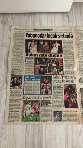 FOTOMAÇ SPOR GAZETESİ - TURKISH NEWSPAPER - DOĞUM GÜNÜ HEDİYESİ  - EKSİKSİZ TAM TAKIM GAZETE -2 NİSAN 2002 SALI  SERDAR BİLGİLİ - HASAN ARAT - METİN TOKAT - AZİZ YILDIRIM - WERNER LORANT - MUSTAFA DOĞAN - AHMET HASSAN - REVIVO - YUSUF - BÜLENT KORKMAZ - ÜMİT KARAN - ARİF - SERGEN - BERKANT - BATISTA - ERGÜN - PEREZ - SERKAN - HASAN ŞAŞ - DIEGO - HÜSNÜ GÜRELİ - GÖKMEN ÖZDENAK - HAYRİ ÜLGEN - VAHAP HACIOĞLU - FATİH DOĞAN  BİLGİLİ’DEN ARAT’A SUÇLAMA - LORANT’TAN TAVLA CEZASI - KÖTÜNÜN İYİSİ KİM - BEŞİKTAŞ’IN YENİ YÖNETİMİ - SANDALYELER HAVADA UÇUŞTU - KARANLIĞI YENDİK - ARAT: SAİBE VAR - KARTAL REKOR KIRDI - YÖNETİMDEN ZİYARET - SAKATLAR YETİŞMİYOR - BÜLENT’E MARKAJ - YABANCILAR BIÇAK SIRTINDA - TRABZON DÖNÜM MAÇI - GOLCÜLERİN ORUCU BİTMİYOR - TOPARLAN ARTIK HASAN - DIEGO’NUN PARTİSİ - ERGÜN’ÜN OĞLU ADAM OLUYOR  BEŞİKTAŞ - FENERBAHÇE - GALATASARAY - GENÇLERBİRLİĞİ - SAMSUNSPOR - YOZGATSPOR - BURSASPOR - DENİZLİSPOR - GÖZTEPE - MALATYASPOR - ANTALYASPOR - KOCAELİSPOR - ANKARAGÜCÜ - TRABZON