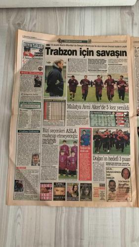 FOTOMAÇ SPOR GAZETESİ - TURKISH NEWSPAPER - DOĞUM GÜNÜ HEDİYESİ  - EKSİKSİZ TAM TAKIM GAZETE -12 NİSAN 2002 CUMA  CHRISTOPH DAUM - WERNER LORANT - AZİZ YILDIRIM - SİNAN ENGİN - MUHİTTİN BOŞAT - AHMET DURSUN - JOHNSON - ANDERSSON - TAYFUR HAVUTÇU - LUCESCU - HASAN ŞAŞ - SUAT - BERKANT - FLEURQUIN - CANAYDIN - SEMİH HAZNEDAROĞLU - SERHAN KURTULMAN - LÜTFİ ARIBOĞAN - HAZNEDAROĞLU - HAZNEDAROĞLU KADROSU - HAZNEDAROĞLU SEÇİMİ - FİKRET ÜNLÜ - HİDAYET TÜRKOĞLU - TUGAY KERİMOĞLU - HAKAN ÜNSAL  ALMANLAR FENER DEDİ - EN İYİ TAKIM GALATASARAY - DAUM KAYBEDERSE BİTER - SÜPER DERBİYE SÜPER KİTAPÇIK - RONALDO MÜJDESİ - CEYHUN OYNUYOR - 20 MİLYAR KAVGASI - KADER DERBİSİ - MUHİTTİN BOŞAT DERBİYİ YÖNETECEK - G.SARAY’DA HASAN TAMAM, SUAT ZOR - LAY LAY LOM CANSUN - GALATASARAY’DA BORÇ GERÇEĞİ 54 MİLYON DOLAR - HAZNEDAROĞLU SEÇİMİ KAZANDI - FLEURQUIN: GERGİNİZ - AMATÖR ŞUBELERE DESTEK ARAYIŞI - ÜLKER İSRAİL’E GİTMİYOR - EFES PİLSEN URAL GREAT PERM’İ YENDİ - SACRAMENTO KINGS SERİYİ 9’A ÇIKARDI - TMOK ÖZEL