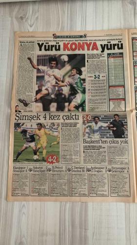 FOTOMAÇ SPOR GAZETESİ - TURKISH NEWSPAPER - DOĞUM GÜNÜ HEDİYESİ  - EKSİKSİZ TAM TAKIM GAZETE -15 NİSAN 2002 PAZARTESİ  SERHAT AKIN - AZİZ YILDIRIM - SİNAN ENGİN - HAKAN BAYRAKTAR - ÜMİT ÖZAT - İLHAN MANSIZ - CEYHUN - LUCESCU - HASAN ŞAŞ - SUAT - BERKANT - FLEURQUIN - VEDAT - TAMER BAYAR - YILDIRAY BAŞTÜRK - COULIBALY - MARADONA - HİDAYET TÜRKOĞLU - HAMZA YERLİKAYA - ŞEREF EROĞLU  DUR! FENER VAR - SERHAT’TAN İKİ GOL - DERBİDE 4 KIRMIZI KART - YILDIRIM 20 MİLYARLIK İDDİAYI KAZANDI - BEŞİKTAŞ POZİSYON BULAMADI - FOTOMAÇ EXTRA GELİYOR - YILDIRAY FENER’E Mİ GELİYOR? - COULIBALY’DEN OLAY SÖZLER - MARADONA’NIN GÖLGESİNDE KOKAİN - LUCESCU: ANKARAGÜCÜ’NÜ HAFİFE ALMAYIN - VEDAT’A BRAVO - GÜREŞTE HAMZA VE ŞEREF: BİZ EKOLÜZ - ARÇELİK ERDEMİR’İ YENDİ - ÜLKER KARŞIYAKA’YI DEVİRDİ - GALATASARAY TOKAT PLEVNE’YE YIKILDI - FERRARİ SAN MARİNO’DA DUBLE YAPTI - SACRAMENTO KINGS SERİYİ 9’A ÇIKARDI  FENERBAHÇE - BEŞİKTAŞ - GALATASARAY - TRABZONSPOR - ANKARAGÜCÜ - BURSA - DENİZLİSPOR - KOCAELİSPOR - GÖZTEPE -