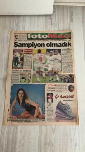 FOTOMAÇ SPOR GAZETESİ - TURKISH NEWSPAPER - DOĞUM GÜNÜ HEDİYESİ  - EKSİKSİZ TAM TAKIM GAZETE -15 NİSAN 2002 PAZARTESİ  SERHAT AKIN - AZİZ YILDIRIM - SİNAN ENGİN - HAKAN BAYRAKTAR - ÜMİT ÖZAT - İLHAN MANSIZ - CEYHUN - LUCESCU - HASAN ŞAŞ - SUAT - BERKANT - FLEURQUIN - VEDAT - TAMER BAYAR - YILDIRAY BAŞTÜRK - COULIBALY - MARADONA - HİDAYET TÜRKOĞLU - HAMZA YERLİKAYA - ŞEREF EROĞLU  DUR! FENER VAR - SERHAT’TAN İKİ GOL - DERBİDE 4 KIRMIZI KART - YILDIRIM 20 MİLYARLIK İDDİAYI KAZANDI - BEŞİKTAŞ POZİSYON BULAMADI - FOTOMAÇ EXTRA GELİYOR - YILDIRAY FENER’E Mİ GELİYOR? - COULIBALY’DEN OLAY SÖZLER - MARADONA’NIN GÖLGESİNDE KOKAİN - LUCESCU: ANKARAGÜCÜ’NÜ HAFİFE ALMAYIN - VEDAT’A BRAVO - GÜREŞTE HAMZA VE ŞEREF: BİZ EKOLÜZ - ARÇELİK ERDEMİR’İ YENDİ - ÜLKER KARŞIYAKA’YI DEVİRDİ - GALATASARAY TOKAT PLEVNE’YE YIKILDI - FERRARİ SAN MARİNO’DA DUBLE YAPTI - SACRAMENTO KINGS SERİYİ 9’A ÇIKARDI  FENERBAHÇE - BEŞİKTAŞ - GALATASARAY - TRABZONSPOR - ANKARAGÜCÜ - BURSA - DENİZLİSPOR - KOCAELİSPOR - GÖZTEPE -