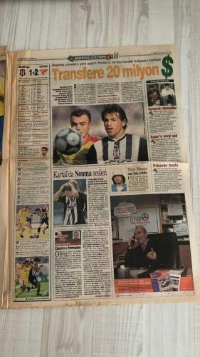 FOTOMAÇ SPOR GAZETESİ - TURKISH NEWSPAPER - DOĞUM GÜNÜ HEDİYESİ  - EKSİKSİZ TAM TAKIM GAZETE -28 NİSAN 2002 PAZAR  ARİEL ORTEGA - AZİZ YILDIRIM - RÜŞTÜ REÇBER - AYKUT KOCAMAN - RİDVAN DİLMEN - WERNER LORANT - SERDAR BİLGİLİ - HÜSNÜ GÜRELİ - YILDIRIM DEMİRÖREN - ÜMİT DAVALA - VOLKAN DEMİREL - İSMAİL GÜLDÜREN - CEM KARACA - MONDRAGON - HASAN ŞAŞ - SUAT - AYHAN AKMAN - CAPONE  BEKLE BENİ FENER: ORTEGA’DAN MESAJ - ARJANTİN’İN YENİ MARADONASI FENERBAHÇE’YE SICAK BAKIYOR - FENERBAHÇE’DEN TRANSFER ATAĞI: VOLKAN, İSMAİL GÜLDÜREN, CEM KARACA - ÜMİT DAVALA FENER’E YAKIN - GALATASARAY’IN YILDIZ GÜNÜ: KOCAELİ MAÇIYLA 15. ŞAMPİYONLUK VE 3. YILDIZ - BEŞİKTAŞ BASKETBOLDA ITÜ’YÜ EZDİ, ULKER’İN RAKİBİ OLDU - BEŞİKTAŞ SON İNÖNÜ MAÇINDA GÖZTEPE’YE YENİLDİ - SAMSUN LİGDE KALDI, ANTALYA DÜŞÜYOR - DİYARBAKIR VE MALATYA BERABERLİKLE HEDEFE ULAŞTI - TRABZONSPOR’UN UMUTLARI MUCİZELERE KALDI - FENERBAHÇE’NİN GOL KRALLIĞI HASRETİ: SON KRAL AYKUT KOCAMAN - RÜŞTÜ: “DÜNYANIN 1 NUMARASI”  FENERBAHÇE - GALATASARAY -