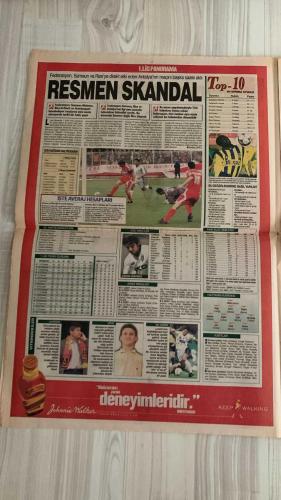FOTOMAÇ SPOR GAZETESİ - TURKISH NEWSPAPER - DOĞUM GÜNÜ HEDİYESİ  - EKSİKSİZ TAM TAKIM GAZETE -30 NİSAN 2002 SALI  AZİZ YILDIRIM - ÜMİT DAVALA - SERDAR BİLGİLİ - YILDIRIM DEMİRÖREN - HÜSNÜ GÜRELİ - WERNER LORANT - JOHNSON - CEYHUN - LAZETİÇ - UCHE - NURİ - İLHAN CAVCAV - CEMAL AYDIN - MAHMUT USLU - SADİTTİN SARAN - NİHAT ÖZDEMİR - FARUK SARAÇ - AHMET ÇAKAR - DAVUT DİŞLİ - CEM YILMAZ - FATİH TERİM  AZİZ YILDIRIM ŞOV YAPACAK - FENERBAHÇE’DE 10 GÜNDE TRANSFER OPERASYONU - ÜMİT DAVALA İMZAYA KALDI - ORTEGA VE WASHINGTON HEDEFTE - GALATASARAY 15. ŞAMPİYONLUĞUNU İLAN ETTİ - ULTRASLAN’DAN ŞAMPİYONLUK KUTLAMASI - CEM YILMAZ’LI ESPRİLİ PANKARTLAR - FATİH TERİM’DEN ALTAYLI’YA SERT YANIT - LAZETİÇ VE UCHE VEDA ETTİ - GENÇLERBİRLİĞİ’NDEN OKAN İÇİN YENİ ATAK - JOHNSON İÇİN YUNAN BASININDAN PANATHINAIKOS İDDİASI - FENERBAHÇE’DEN ULUSOY’A SERT SORULAR - ATATÜRK’ÜN ZİYARETİNİN 84. YILDÖNÜMÜNDE “SARI ZEYBEK DEFİLESİ” - GALATASARAY’IN ŞAMPİYONLUK ŞÖLENİ SAMİ YEN’DE - MALATYA VE GENÇLERBİRLİĞİ BERABERLİKL