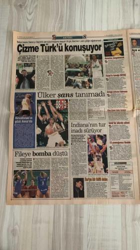 FOTOMAÇ SPOR GAZETESİ - TURKISH NEWSPAPER - DOĞUM GÜNÜ HEDİYESİ  - EKSİKSİZ TAM TAKIM GAZETE -2 MAYIS 2002 PERŞEMBE  AZİZ YILDIRIM - ÜMİT DAVALA - FATİH TERİM - MAHMUT USLU - ADRIANO GALLIANI - HAİM REVIVO - RIDVAN DİLMEN - WERNER LORANT - SADİTTİN SARAN - NİHAT ÖZDEMİR - ZEYNEP SABANCI - JOHNSON - CEYHUN - LAZETİÇ - UCHE - ANDERSSON - OKTAY DERELİOĞLU  TERİM’DEN FENER’E ÜMİT ÇALIMI - ÜMİT DAVALA TRANSFERİNDE GERİLİM - GALLIANI: “ÜMİT’İ 4 MİLYON DOLARA VERİRİZ” - MAHMUT USLU: “HER KONUDA ANLAŞTIK” - REVIVO’DAN ORTEGA’YA ÖVGÜ: “10 REVIVO EDER” - BREZİLYA’DA FENER RÜZGARI: WASHINGTON VE AİLTON GÜNDEMDE - RIDVAN DİLMEN: “ÖNEMLİ OLAN GOLCÜ” - FENERBAHÇE’DE TRANSFER OPERASYONU - LAZETİÇ VE UCHE VEDA EDİYOR - OKTAY DERELİOĞLU FORMDA OLDUĞUNDA TAKIMIN GÜCÜ - FENERBAHÇE’NİN HALKA AÇILMA PLANI: ZEYNEP SABANCI AÇIKLADI - BEŞİKTAŞ’TA HOCA ADAYLARI: LUCESCU, ROBER, FERNANDEZ  FENERBAHÇE - GALATASARAY - BEŞİKTAŞ - MİLAN - LEVERKUSEN - PANATHINAIKOS - BREZİLYA - SAMSUNSPOR - ANTALYASPOR - DİYARBAKIR