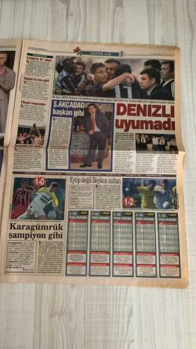 FOTOMAÇ SPOR GAZETESİ - TURKISH NEWSPAPER - DOĞUM GÜNÜ HEDİYESİ  - EKSİKSİZ TAM TAKIM GAZETE -6 MAYIS 2002 PAZARTESİ  RÜŞTÜ REÇBER - WERNER LORANT - LUCESCU - SERGEN YALÇIN - RADU NICULESCU - PEREZ - FLEURQUIN - CAPONE - FATİH TERİM - ORHAN CANAYDIN - ERGÜN PENBE - HASAN ŞAŞ - PASCAL NOUMA - SİNAN ENGİN - AZİZ YILDIRIM - JOHNSON - ALİ GÜNEŞ - ABDULLAH ERCAN - KENNET ANDERSSON - YAŞAR YALÇIN - ŞEVKİ ŞENLEN  RÜŞTÜ GİDİYOR: MANCHESTER UNITED İLE 3 YILLIK SÖZLEŞME - BEŞİKTAŞ’TAN LUCESCU HAMLESİ: SERGEN VE 5 FUTBOLCUYLA BİRLİKTE - GALATASARAY’DA TERİM DÖNEMİ RESMEN BAŞLIYOR - ERGÜN PENBE AYRILIK SİNYALİ VERDİ - PASCAL NOUMA İÇİN ISRAR SÜRÜYOR - SİNAN ENGİN BREZİLYA’DAN DÖNDÜ, TRANSFER GÜNDEMİ SICAK - FENERBAHÇE’DE İÇ TRANSFER: ALİ GÜNEŞ VE JOHNSON İLE İMZA - ANDERSSON GÖZYAŞLARIYLA VEDA ETTİ - LORANT: “BAYERN’İ İSTİYORUM” - FENERBAHÇE’NİN 95. YIL KUTLAMASI ŞÖLEN HAVASINDA - AZİZ YILDIRIM: “WASHINGTON VE ORTEGA’YI ALACAĞIM”  FENERBAHÇE - GALATASARAY - BEŞİKTAŞ - MANCHESTER UNITED - BAYERN MÜ