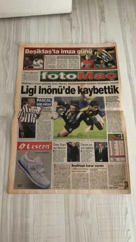 FOTOMAÇ SPOR GAZETESİ - TURKISH NEWSPAPER - DOĞUM GÜNÜ HEDİYESİ  - EKSİKSİZ TAM TAKIM GAZETE -6 MAYIS 2002 PAZARTESİ  RÜŞTÜ REÇBER - WERNER LORANT - LUCESCU - SERGEN YALÇIN - RADU NICULESCU - PEREZ - FLEURQUIN - CAPONE - FATİH TERİM - ORHAN CANAYDIN - ERGÜN PENBE - HASAN ŞAŞ - PASCAL NOUMA - SİNAN ENGİN - AZİZ YILDIRIM - JOHNSON - ALİ GÜNEŞ - ABDULLAH ERCAN - KENNET ANDERSSON - YAŞAR YALÇIN - ŞEVKİ ŞENLEN  RÜŞTÜ GİDİYOR: MANCHESTER UNITED İLE 3 YILLIK SÖZLEŞME - BEŞİKTAŞ’TAN LUCESCU HAMLESİ: SERGEN VE 5 FUTBOLCUYLA BİRLİKTE - GALATASARAY’DA TERİM DÖNEMİ RESMEN BAŞLIYOR - ERGÜN PENBE AYRILIK SİNYALİ VERDİ - PASCAL NOUMA İÇİN ISRAR SÜRÜYOR - SİNAN ENGİN BREZİLYA’DAN DÖNDÜ, TRANSFER GÜNDEMİ SICAK - FENERBAHÇE’DE İÇ TRANSFER: ALİ GÜNEŞ VE JOHNSON İLE İMZA - ANDERSSON GÖZYAŞLARIYLA VEDA ETTİ - LORANT: “BAYERN’İ İSTİYORUM” - FENERBAHÇE’NİN 95. YIL KUTLAMASI ŞÖLEN HAVASINDA - AZİZ YILDIRIM: “WASHINGTON VE ORTEGA’YI ALACAĞIM”  FENERBAHÇE - GALATASARAY - BEŞİKTAŞ - MANCHESTER UNITED - BAYERN MÜ
