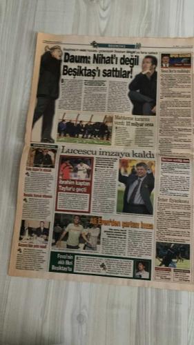 FOTOMAÇ SPOR GAZETESİ - TURKISH NEWSPAPER - DOĞUM GÜNÜ HEDİYESİ  - EKSİKSİZ TAM TAKIM GAZETE -7 MAYIS 2002 SALI  FATİH TERİM - ORHAN CANAYDIN - BURAK ELMAS - ÖZER SARACOĞLU - LUCESCU - AZİZ YILDIRIM - PARREIRA - WASHINGTON - ARİEL ORTEGA - RAPAIÇ - JOHNSON - ALİ GÜNEŞ - CEM KARACA - İSMAİL GÜLDÜREN - ABDULLAH ERCAN - SERGEN YALÇIN - PASCAL NOUMA - DAUM - HÜSNÜ GÜRELİ - YILDIRIM DEMİRÖREN  TERİM RESMEN DÖNDÜ: GALATASARAY’DA İMPARATOR DÖNEMİ BAŞLIYOR - LUCESCU GÖZYAŞLARIYLA VEDA ETTİ - PARREIRA: “WASHINGTON’A BEN KEFİLİM” - WASHINGTON 16 GOLLE GELİYOR - ORTEGA TRANSFERİ ASKIDA: RIVER PLATE ENGELİ - RAPAIÇ’TAN BOMBA AÇIKLAMA: “G.SARAY’I 20 PUAN GEÇMELİYDİK” - FENERBAHÇE İÇ TRANSFERDE ALİ GÜNEŞ VE JOHNSON İLE İMZA - İSMAİL GÜLDÜREN VE CEM KARACA BONSUZ TRANSFERİ BEKLİYOR - ABDULLAH ERCAN’IN DURUMU BELİRSİZ - BEŞİKTAŞ’TA LUCESCU VE SERGEN PLANI - PASCAL NOUMA İÇİN ISRAR SÜRÜYOR - DAUM MAHKEMEDEN 12 MİLYAR CEZAYLA KURTULDU - LORANT: “BAYERN’İ İSTİYORUM”  FENERBAHÇE - GALATASARAY - BEŞİKTAŞ -
