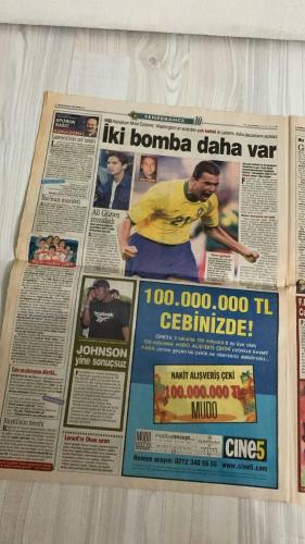 FOTOMAÇ SPOR GAZETESİ - TURKISH NEWSPAPER - DOĞUM GÜNÜ HEDİYESİ  - EKSİKSİZ TAM TAKIM GAZETE -8 MAYIS 2002 ÇARŞAMBA  FATİH TERİM - ÜMİT DAVALA - AZİZ YILDIRIM - SADETTİN SARAN - GABRIEL BATISTUTA - FABIO CAPELLO - LUCESCU - SERGEN YALÇIN - RADU NICULESCU - PEREZ - FLEURQUIN - CAPONE - BURAK ELMAS - ÖZER SARACOĞLU - RÜŞTÜ REÇBER - TITI CAMARA  FATİH TERİM YENİDEN GALATASARAY’DA: ÜMİT DAVALA İLE BİRLİKTE İMZA - TERİM: “GALATASARAY’I DÜNYA KULÜBÜ YAPACAĞIM” - ROMA BATISTUTA’YI SATMAYA KARARLI: “FENER CİDDİYSE MASAYA OTURSUN” - ORTEGA TRANSFERİNDE PÜRÜZLER GİDERİLİYOR - FENERBAHÇE’DEN WASHINGTON HAMLESİ - BEŞİKTAŞ LUCESCU İLE GÖRÜŞTÜ: “BİRAZ DÜŞÜNEYİM” - SERGEN İÇİN ISRAR SÜRÜYOR - FENERBAHÇE’DE TITI CAMARA İDDİASI - RÜŞTÜ: “ÖMÜR BOYU FENER’DEYİM” - FENERBAHÇE HALKA ARZ İÇİN KONGREYE GİDİYOR - 1907 DERNEĞİNDEN KORE GAZİLERİNE VEFA: DÜNYA KUPASI’NA GÖTÜRÜLECEKLER  GALATASARAY - FENERBAHÇE - BEŞİKTAŞ - ROMA - MİLAN - RIVER PLATE - WEST HAM UNITED - LIVERPOOL - MARSİLYA - LENS - ST. ETIENNE -
