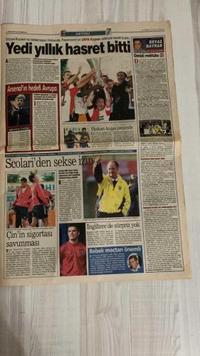 FOTOMAÇ SPOR GAZETESİ - TURKISH NEWSPAPER - DOĞUM GÜNÜ HEDİYESİ  - EKSİKSİZ TAM TAKIM GAZETE -10 MAYIS 2002 CUMA  AZİZ YILDIRIM - SADETTİN SARAN - ARİEL ORTEGA - GABRIEL BATISTUTA - FATİH TERİM - OKAN BURUK - NİHAT KAHVECİ - SERHAT AKIN - JOHNSON - ABDULLAH ERCAN - ALİ GÜNEŞ - LUCESCU - SERGEN YALÇIN - BÜLENT KORKMAZ - SUAT KAYA - ÜMİT DAVALA - MUSTAFA DENİZLİ  ORTEGA 10 GÜN SONRA KADIKÖY’DE - FENERBAHÇE’DEN NİHAT VE OKAN HAMLESİ - REAL SOCIEDAD: “NİHAT 5 MİLYON DOLAR” - TERİM’E RAĞMEN OKAN ALINACAK - JOHNSON İMZALADI, SERHAT KALIYOR - ABDULLAH ERCAN: “35 YAŞIMA KADAR FENER’DEYİM” - ALİ GÜNEŞ HEDEF BÜYÜTTÜ: “MİLLİ TAKIMDA BANKO OLACAĞIM” - YUSUF: “ARTIK SADECE FUTBOLU DÜŞÜNECEĞİM” - FENERBAHÇE UEFA FİNALİ İÇİN KADIKÖY’Ü ZORLUYOR - GALATASARAY’DA TERİM’LE İÇ TRANSFER: BÜLENT, SUAT VE ÜMİT DAVALA İMZALADI - BEŞİKTAŞ’TA LUCESCU VE SERGEN GÜNDEMDE - TRABZONSPOR’DA DENİZLİ SESLERİ  FENERBAHÇE - GALATASARAY - BEŞİKTAŞ - REAL SOCIEDAD - PARMA - RIVER PLATE - ROMA - FLORENTINA - MİLAN - TRABZO