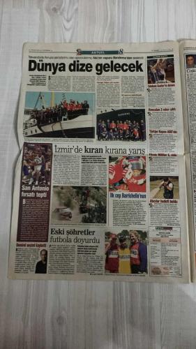 FOTOMAÇ SPOR GAZETESİ - TURKISH NEWSPAPER - DOĞUM GÜNÜ HEDİYESİ  - EKSİKSİZ TAM TAKIM GAZETE -12 MAYIS 2002 PAZAR  AZİZ YILDIRIM - ARİEL ORTEGA - ALİ YILDIRIM - SADETTİN SARAN - SERHAT AKIN - RÜŞTÜ REÇBER - LUCESCU - SERGEN YALÇIN - DOBROWSKI (KAAN DOBRA) - FATİH TERİM - MEHMET SCHOLL - RUI COSTA - NUNO GOMES - PASCAL NOUMA - HÜSNÜ GÜRELİ - SERDAR BİLGİLİ  O ARTIK FENERLİ: AZİZ YILDIRIM ORTEGA’YA İMZA ATTIRDI - ORTEGA TRANSFERİ 17 MİLYON DOLARA MAL OLDU - SERHAT’A RÜŞTÜ ÇENGELİ: İÇ TRANSFERDE SON PÜRÜZ - BEŞİKTAŞ ATAKTA: SERGIO, VALDSON VE DOBROWSKI İLE ANLAŞILDI - LUCESCU RESMEN BEŞİKTAŞ’TA: “ŞOV YAPMAYA DEĞİL, ŞAMPİYONLUĞA GELDİM” - ANNELER GÜNÜ KUTLAMALARI - GALATASARAY’DA YENİ HAGİ ARAYIŞI: SCHOLL VE RUI COSTA GÜNDEMDE - PASCAL NOUMA’NIN DURUMU BELİRSİZ: “DÖNSÜN MÜ?” - LUCESCU FITIK AMELİYATI OLDU, BİRKAÇ HAFTA DİNLENECEK - BEŞİKTAŞ’TA ALİ TANDOĞAN TRANSFERİ TAMAM - SERGEN KAVGASI: GALATASARAY VE BEŞİKTAŞ KARŞI KARŞIYA - FENERBAHÇE UEFA FİNALİ İÇİN KADIKÖY’Ü ZORLUYOR  FENERBAHÇE -