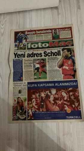 FOTOMAÇ SPOR GAZETESİ - TURKISH NEWSPAPER - DOĞUM GÜNÜ HEDİYESİ  - EKSİKSİZ TAM TAKIM GAZETE -12 MAYIS 2002 PAZAR  AZİZ YILDIRIM - ARİEL ORTEGA - ALİ YILDIRIM - SADETTİN SARAN - SERHAT AKIN - RÜŞTÜ REÇBER - LUCESCU - SERGEN YALÇIN - DOBROWSKI (KAAN DOBRA) - FATİH TERİM - MEHMET SCHOLL - RUI COSTA - NUNO GOMES - PASCAL NOUMA - HÜSNÜ GÜRELİ - SERDAR BİLGİLİ  O ARTIK FENERLİ: AZİZ YILDIRIM ORTEGA’YA İMZA ATTIRDI - ORTEGA TRANSFERİ 17 MİLYON DOLARA MAL OLDU - SERHAT’A RÜŞTÜ ÇENGELİ: İÇ TRANSFERDE SON PÜRÜZ - BEŞİKTAŞ ATAKTA: SERGIO, VALDSON VE DOBROWSKI İLE ANLAŞILDI - LUCESCU RESMEN BEŞİKTAŞ’TA: “ŞOV YAPMAYA DEĞİL, ŞAMPİYONLUĞA GELDİM” - ANNELER GÜNÜ KUTLAMALARI - GALATASARAY’DA YENİ HAGİ ARAYIŞI: SCHOLL VE RUI COSTA GÜNDEMDE - PASCAL NOUMA’NIN DURUMU BELİRSİZ: “DÖNSÜN MÜ?” - LUCESCU FITIK AMELİYATI OLDU, BİRKAÇ HAFTA DİNLENECEK - BEŞİKTAŞ’TA ALİ TANDOĞAN TRANSFERİ TAMAM - SERGEN KAVGASI: GALATASARAY VE BEŞİKTAŞ KARŞI KARŞIYA - FENERBAHÇE UEFA FİNALİ İÇİN KADIKÖY’Ü ZORLUYOR  FENERBAHÇE -
