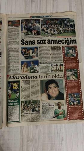 FOTOMAÇ SPOR GAZETESİ - TURKISH NEWSPAPER - DOĞUM GÜNÜ HEDİYESİ  - EKSİKSİZ TAM TAKIM GAZETE -13 MAYIS 2002 PAZARTESİ  AZİZ YILDIRIM - SADETTİN SARAN - VEDAT OLCAY - RÜŞTÜ REÇBER - JOHNSON - SERHAT AKIN - İSMAİL GÜLDÜREN - CEM KARACA - LUCESCU - SERGEN YALÇIN - PASCAL NOUMA - CAPONE - DOBROWSKI (KAAN DOBRA) - PAULO SERGIO - VALDSON - MUZAFFER NASAROĞLU - METE DÜREN - HÜSNÜ GÜRELİ - SERDAR BİLGİLİ  MONDRAGON HAREKÂTI: BEŞİKTAŞ METZ İLE PAZARLIKTA - LUCESCU YARIN İMZAYI ATIYOR - SERGEN’İN İMZASI YARINA KALDI - BEŞİKTAŞ’TA CAPONE GÜNDEMDE - PASCAL NOUMA İÇİN TARAFTAR BASKISI: “KAPTIRMAMALIYIZ” - DOBROWSKI RESMEN KARTAL’DA - PAULO SERGIO VE VALDSON İLE ANLAŞMA - BEŞİKTAŞ’TA ALİ TANDOĞAN TRANSFERİ TAMAM - LUCESCU: “ŞOV YAPMAYA DEĞİL, ŞAMPİYONLUĞA GELDİM” - FENERBAHÇE’DE ŞOV HAFTASI: ORTEGA, WASHINGTON, ERHAN, İSMAİL VE CEM İMZA ATIYOR - NİHAT İÇİN SOCIEDAD’A TEKLİF - VEDAT OLCAY: “HEDEF ŞAMPİYONLAR LİGİ”  FENERBAHÇE - GALATASARAY - BEŞİKTAŞ - METZ - RIVER PLATE - PARMA - REAL SOCIEDAD - BAY