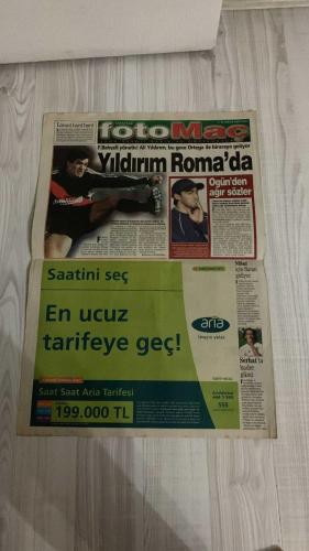 FOTOMAÇ SPOR GAZETESİ - TURKISH NEWSPAPER - DOĞUM GÜNÜ HEDİYESİ  - EKSİKSİZ TAM TAKIM GAZETE -14 MAYIS 2002 SALI  AZİZ YILDIRIM - ARİEL ORTEGA - WASHINGTON - ALMEYDA - ERHAN ALBAYRAK - İSMAİL GÜLDÜREN - CEM KARACA - UCHE - ANDERSSON - LAZETİÇ - SERKAN - MERT MERİÇ - SİMAO - RAPAIÇ - FATİH TERİM - SERDAR BİLGİLİ - LUCESCU - MONDRAGON - TAFFAREL - LUCIANO ZAURI - ALİ GÜLTİKEN - ZİYA DOĞAN  YILDIRIM’IN MUHTEŞEM PLANI: ORTEGA’LI SÜPER KADRO - WASHINGTON VE ALMEYDA İLE GÜÇLÜ BİR ORTA SAHA - ŞİRKETLEŞMEYLE DEV BÜTÇE: STAD VE İŞ MERKEZİ PROJESİ - GALATASARAY’DAN İNTİKAM HEDEFİ: TERİM’İ DEVİRMEK - BİLGİLİ’YE 100. YIL SÜRPRİZİ: BEŞİKTAŞ’I LİG VE KUPADA GEÇME PLANI - AVRUPA’DA HEDEF ÇEYREK FİNAL - BEŞİKTAŞ’TA MONDRAGON HAREKÂTI: TERİM VE LUCESCU KARŞI KARŞIYA - GALATASARAY İTALYAN PEŞİNDE: ZAURI İÇİN TEMASLAR - BEŞİKTAŞ RESMEN LUCESCU İLE 2 YILLIK İMZA - SERGEN VE NOUMA GÜNDEMDE - TAFFAREL’E BORÇ ÖDENİRSE KALE EMANET - FENERBAHÇE’DE MERT MERİÇ’İN DURUMU BELİRSİZ  FENERBAHÇE - GALATASARAY - BEŞİK