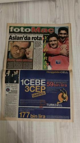 FOTOMAÇ SPOR GAZETESİ - TURKISH NEWSPAPER - DOĞUM GÜNÜ HEDİYESİ  - EKSİKSİZ TAM TAKIM GAZETE -16 MAYIS 2002 PERŞEMBE  AZİZ YILDIRIM - ARİEL ORTEGA - WASHINGTON - MAHMUT USLU - MURAT ÖZAYDINLI - MURAT AŞK - RÜŞTÜ REÇBER - SERGEN YALÇIN - YILDIRIM DEMİRÖREN - SERPİL HAMDİ TÜZÜN - UCHE - ANDERSSON - LAZETİÇ - SERKAN - MERT MERİÇ - SİMAO - RAPAIÇ  ORTEGA VEDA ETTİ: “FENERBAHÇE’YE GİDİYORUM” - RIVER PLATE TARAFTARLARI GÖZYAŞLARINI TUTAMADI - WASHINGTON RESMEN İMZALADI: 3 YILLIK SÖZLEŞME - WASHINGTON’UN İMZASI AP, REUTERS VE AFP İLE DÜNYAYA DUYURULDU - FENERBAHÇE’NİN YENİ FORMASI SATIŞA ÇIKTI - SERGEN BEŞİKTAŞ’A DÖNDÜ: 10 NUMARAYI İSTEDİ - SERGEN’İN ÖYKÜSÜ: “DOLMUŞTAN PORSCHE’YE” - REAL MADRİD YİNE ŞAMPİYON: LEVERKUSEN’İ 2-1 YENEREK 9. KEZ KUPAYI ALDI - FENERBAHÇE’DE KADRO TEMİZLİĞİ: UCHE, ANDERSSON, LAZETİÇ, SERKAN, MERT MERİÇ VE SİMAO GÖZDEN ÇIKARILDI - YILDIRIM’IN HEDEFİ: ORTEGA, ALMEYDA, WASHINGTON VE ERHAN İLE MUHTEŞEM KADRO  FENERBAHÇE - GALATASARAY - BEŞİKTAŞ - RIVER PLATE - PARMA - R
