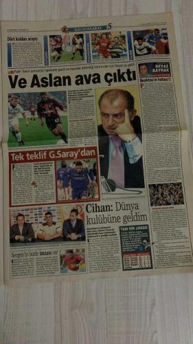 FOTOMAÇ SPOR GAZETESİ - TURKISH NEWSPAPER - DOĞUM GÜNÜ HEDİYESİ  - EKSİKSİZ TAM TAKIM GAZETE -18 MAYIS 2002 CUMARTESİ  AZİZ YILDIRIM - NİHAT ÖZDEMİR - ARİEL ORTEGA - ALMEYDA - WASHINGTON - SERGEN YALÇIN - AHMET DURSUN - YILDIRIM DEMİRÖREN - LUCESCU - MONDRAGON - VALDSON - PAULO SERGIO - BÜLENT AKIN - MURAT ERDOĞAN - RÜŞTÜ REÇBER - UCHE - ANDERSSON - LAZETİÇ - SİMAO - RAPAIÇ - HINCAL ULUÇ - ORHAN CANAYDIN  ALMEYDA DA BİTTİ: FENERBAHÇE PARMA’NIN ARJANTİN YILDIZI İLE ANLAŞTI - ORTEGA VE WASHINGTON İLE MUHTEŞEM KADRO - BEŞİKTAŞ’TA MONDRAGON KRİZİ: “G.SARAY İSTİYORSA BİZDEN ALABİLİR” - LUCESCU: “BEN TÜRKİYE’NİN BİR NUMARASIYIM” - BEŞİKTAŞ’A 3 BREZİLYALI ADAY - SERGEN VE AHMET DURSUN ARASINDA 10 NUMARA KAVGASI - GALATASARAY’DA TERİM BELÇİKA, BREZİLYA VE İTALYA’DA OYUNCU ARIYOR - G.SARAY’IN GÜNDEMİNDE BOGHOSSIAN VE NANNI - FENERBAHÇE’DE ŞİRKETLEŞME VE BORSA HAMLESİ - BEŞİKTAŞ’TA SERDAR TOPRAKTEPE İMZAYA HAZIR - LUCESCU: “BÜLENT AKIN’I BEŞİKTAŞ’TA GÖRMEK İSTERİM” - HINCAL ULUÇ’TAN GALATASARAY