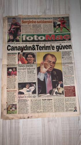 FOTOMAÇ SPOR GAZETESİ - TURKISH NEWSPAPER - DOĞUM GÜNÜ HEDİYESİ  - EKSİKSİZ TAM TAKIM GAZETE -21 MAYIS 2002 SALI  AZİZ YILDIRIM - ORTEGA - ALMEYDA - WASHINGTON - NİHAT ÖZDEMİR - SADETTİN SARAN - SERGEN YALÇIN - YILDIRIM DEMİRÖREN - LUCESCU - MONDRAGON - PASCAL NOUMA - SERDAR TOPRAKTEPE - AMBROSINI - RUI COSTA - SERGINHO - KUTUZOV - OZHAN CANAYDIN - ALİ DÜRÜST - HAKAN ŞÜKÜR - HAKAN ÜNSAL - EMRE BELÖZOĞLU - OKAN BURUK - HASAN ŞAŞ - İLHAN MANSIZ - ŞENOL GÜNEŞ - BÜLENT KORKMAZ - GÖKMEN ÖZDENAK  ASIL BOMBA ALMEYDA: İTALYAN BASINI VE LUCESCU’YA GÖRE FENERBAHÇE’NİN EN BÜYÜK TRANSFERİ - ORTEGA TRANSFERİNDE ALMEYDA ŞARTI - MİLLİ TAKIM HONG KONG’U HAKAN VE HASAN ŞAŞ’IN GOLLERİYLE GEÇTİ - BEŞİKTAŞ’TA ÜÇÜNCÜ GOL HEDEFİ: NOUMA İLE MASAYA OTURULUYOR - SERDAR TOPRAKTEPE RESMEN İMZALADI - GALATASARAY’DA AMBROSINI ISRARI: TERİM KİRALAMA FORMÜLÜNÜ ZORLUYOR - MILAN’DAN RUI COSTA VE SERGINHO İÇİN RET - KUTUZOV VE AMBROSINI İÇİN YEŞİL IŞIK - CANAYDIN: “HER GALATASARAYLI 100 EURO BAĞIŞ YAPARSA DÜNYA TAKIMI