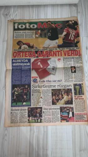 FOTOMAÇ SPOR GAZETESİ - TURKISH NEWSPAPER - DOĞUM GÜNÜ HEDİYESİ  - EKSİKSİZ TAM TAKIM GAZETE -30 MAYIS 2002 PERŞEMBE  AZİZ YILDIRIM - ALİ YILDIRIM - ORTEGA - ALMEYDA - WASHINGTON - SERGEN YALÇIN - AHMET DURSUN - YILDIRIM DEMİRÖREN - HÜSNÜ GÜRELİ - İBRAHİM ALTINSAY - ALİ DÜRÜST - OZHAN CANAYDIN - MONDRAGON - PASCAL NOUMA - BURAK ELMAS - OSCAR CORDOBA - ZAGO - HAKAN ŞÜKÜR - EMRE BELÖZOĞLU - OKAN BURUK - YILDIRAY BAŞTÜRK - LUCIO - MUSTAFA DENİZLİ - ŞENOL GÜNEŞ - SCOLARI - OKTAY DERELİOĞLU  NOUMA KAVGASI: GALATASARAY BURAK ELMAS İLE ANLAŞMAYI DUYURDU, BEŞİKTAŞ’A BÜYÜK DARBE - BEŞİKTAŞ CORDOBA VE ZAGO’YU RENKLERİNE BAĞLADI - GALATASARAY DERGİSİ TANITILDI: “TEK BÜYÜK, ÜÇ YILDIZ” - ORTEGA GARANTİ VERDİ: “SÖZÜMÜN ERİYİM” - ALMEYDA İÇİN SON TARİH 2 HAZİRAN - FENERBAHÇE ORTEGA FORMASINA YOĞUN İLGİ: İKİ GÜNDE 500 SATIŞ - ŞENOL GÜNEŞ: “BREZİLYA FAVORİ AMA ESAS FİNAL KOSTA RİKA’YLA” - BREZİLYA TEKNİK DİREKTÖRÜ SCOLARI: “TÜRKLER ÇİN ORDUSU GİBİ PRES YAPIYOR” - MUSTAFA DENİZLİ: “TÜRKİYE SÜRPRİZ TAKIM