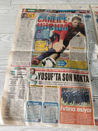 FOTOMAÇ SPOR GAZETESİ - TURKISH NEWSPAPER - DOĞUM GÜNÜ HEDİYESİ  - EKSİKSİZ TAM TAKIM GAZETE - 3 OCAK 2009 SAYI:39 - NOBRE MUSTAFA DENIZLI BOBO YILDIRIM DEMIRÖREN YILDIRAY BAŞTÜRK BORISLAV JOVANOVIC IBRAHIM TORAMAN DELGADO AYDIN FATIH DOGAN - SÖZLEŞMEMİ UZATALIM ARTIK BESIKTAS GÜNLÜĞÜ RESMEN GITTILER SATILIK SAMBACI YILDIRAY ATAGI TORAMAN MÜJDESI 2009'DA YENI SAYFA AÇACAĞIZ - BESIKTAS GAZIANTEP BÜYÜKŞEHIR BELEDIYESI GAZIANTEP SPOR GALATASARAY ESKISEHIRSPOR PENDIKSPOR KÜÇÜKKÖY CADBURY KENT ENGELLI YILDIZLAR - BESIKTAS 2-1 GALATASARAY