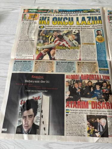 FOTOMAÇ SPOR GAZETESİ - TURKISH NEWSPAPER - DOĞUM GÜNÜ HEDİYESİ  - EKSİKSİZ TAM TAKIM GAZETE - 04 OCAK 2009 YIL:6 SAYI:2099 - ERSUN YANAL TAYFUN CORA ÖMER SEREN UMUT BULUT SERKAN BALCI HASAN YENER IHSAN ALIOĞLU KENAN SÖNMEZ HALIL IBRAHIM AKÇAY SADRI ŞENER TOLGA ZENGIN CANER ERKIN MAHMUT AKSU YUSUF ŞIMŞEK METIN BAK - YAĞMURDA ÇALIŞTILAR TAYFUN'UN FIRÇA GÜNÜ ÖMER SEREN ALKIŞ ALIYOR ZİRVE YAKIŞIR SÖNMEZ BALIKLA GELDİ O GÖZLER FENER'DE TOLGA SAHAYA İNDİ TRABZON CANER İÇİN BASTIRIYOR TARAFTAR 1 NUMARA KİMSE TUTAMAZ YORGUN SAVAŞÇI PÜRÜZLER GİDERİLİYOR KAMP RAPORU GELECEĞİN TRABZON'U - TRABZONSPOR FENERBAHÇE CSKA MOSKOVA BURSASPOR SIVASSPOR - TRABZONSPOR 3-1 ANTALYA