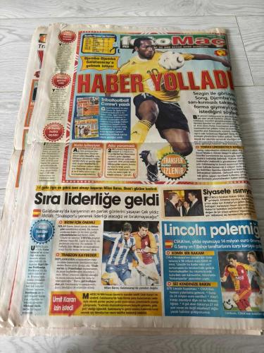 FOTOMAÇ SPOR GAZETESİ - TURKISH NEWSPAPER - DOĞUM GÜNÜ HEDİYESİ  - EKSİKSİZ TAM TAKIM GAZETE - 05 OCAK 2009 SAYI:5 - MUSTAFA DENIZLI SERDAR KURTULUŞ ERTUĞRUL SAĞLAM SIVOK NOBRE TORAMAN BOBO UĞUR EKREM DAĞ ALI EREN OLGUN PEKER BAYRAM AKGÜL ABDURRAHMAN YAKUT ADNAN ÖKTÜREN SEDAT ÖZBAĞ ÖZCAN KIZILTAN - KULÜBEDEN ÇIKACAĞIM GENÇLER GALIP GERİ SAYIM MEDYAYA TAVIR ALDI GÖZDELER DEĞİŞTİ SİVAS MODELI MARAŞ'TA TEMİZLİK ŞOK GELİŞME ADANA AL'A EMANET CANAVAR ALTAY'I YEDİ - BEŞİKTAŞ KAYSERİ PENDİKSPOR VAN BLD ALTAY FETHİYE ÇANKIRI GAZİOSMANPAŞA SARIYER TÜRK TELEKOM ADIYAMAN BOZÜYÜK OF GİRESUN SİVASSPOR DİYARBAKIRSPOR ANTALYASPOR BOLUSPOR - BEŞİKTAŞ U14 2-0 PENDİKSPOR ALTAY 0-2 VAN BLD FETHİYE 3-2 ÇANKIRI GAZİOSMANPAŞA 2-2 SARIYER TÜRK TELEKOM 4-3 ADIYAMAN BOZÜYÜK 1-1 OF