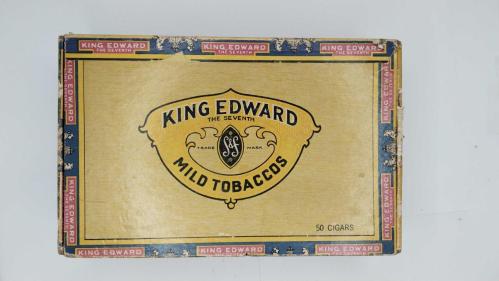 KUTU, 1964 SENESİNİN HARİKA KONDİSYONDA ''KİNG EDWARD'' PURO KUTUSU. O YILLARDA (1960 LI YILLAR) PRESTİJİN SİMGELERİNDENDİ 382