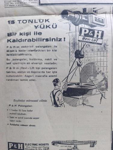 Vatan Gazetesi - Turkish Newspaper - 30 Ağustos 1948 - doğru ve eğri yollar yazan Ahmet Emin Yalman Başmakale - Zafer bayramımız kutlu olsun - Zaferin 26 ıncı yıldönümü bugün dumlupınar'da ve bütün Türkiye'de heyecanla kutlanıyor - 30 Ağustos resim - 30 Ağustos zaferi bugün bütün yurtta olduğu gibi İstanbul'da da büyük merasimle kutlanacaktır - hazırlanan programa göre bugün saat 9.30'da orduevinde tebrikler kabul edilecektir - Zafer Bayramı programı sebebiyle Taksim'e gidilecek ve saat 10.15'te İstiklal Marşı ile direğe bayrak çekilerek merasim başlayacaktır - İstanbul Üniversitesi talebelerinden 30 kişilik bir grup Dün hukuk fakültesi doçentlerinden Bülent Davranın Başkanlığında Dumlupınar'a gitmişlerdir - 30 Ağustos Zafer Bayramı münasebeti ile Şişli Maçka ve Kurtuluş ile Tepebaşı tünel arasında tramvay ve otobüs seferleri tören boyunca tatil edecektir - radyo programı - bulmaca - Işık lisesi öğrenci kayıtları devam etmektedir - limanımıza gelen ve giden vapurlar - 30 Ağustos 1922