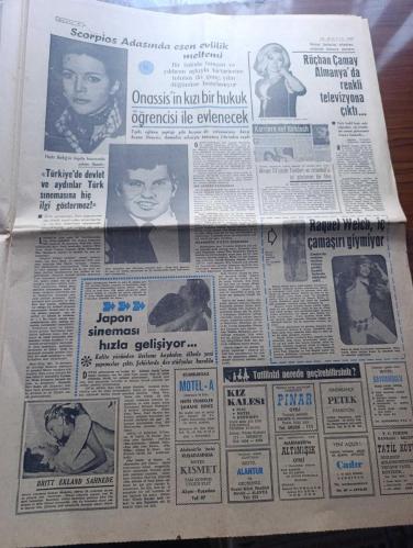 Milliyet Gazetesi - Turkish Newspaper - 28 Mayıs 1969 - Cumhurbaşkanı Cevdet Sunay 27 Mayıs mesajı yayınladı - 27 Mayıs'ın 9. Yılında Turhan Emeksiz büstü Fotoğrafı - 27 Mayıs törenle kutlandı - Ordu gençlik polis ve halk kol kola 27 Mayıs yürüyüşünde fotoğraf - Anıtkabir'de Devrim şehitleri için saygı duruşu yapıldı - 27 Mayıs Cumhuriyet ve anayasa bayramı dün bütün Türkiye'de dış temsilciliklerimizde ve Kıbrıs'a törende kutlanmıştır - Anıtkabir'de töreninin başlamasını bekleyen İsmet İnönü ve General şapkaları Fotoğrafı - Necmettin Erbakan başkanlık koltuğuna oturdu fotoğraf - Ay'a gitmek için engel kalmadı - 50 yıl 19 Mayıs 1919 19 Mayıs 1969 yazar Refik Necdet Aktaş - Rüçhan Çamay Almanya'da renkli televizyona çıktı Fotoğrafı - 6. Antalya film festivali - Muzaffer Tema ilk defa bir jüride yer alıyor fotoğraf - Jover Cemal Kamacı Avrupa'nın iki numaralı boksörüdür - Galatasaray şampiyon yazan  Kaloperoviç - Metin Oktay- Fenerbahçe kulübü başkanı Faruk Ilgaz - 27 Mayıs 1960