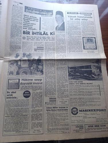 Milliyet Gazetesi - Turkish Newspaper - 28 Mayıs 1969 - Cumhurbaşkanı Cevdet Sunay 27 Mayıs mesajı yayınladı - 27 Mayıs'ın 9. Yılında Turhan Emeksiz büstü Fotoğrafı - 27 Mayıs törenle kutlandı - Ordu gençlik polis ve halk kol kola 27 Mayıs yürüyüşünde fotoğraf - Anıtkabir'de Devrim şehitleri için saygı duruşu yapıldı - 27 Mayıs Cumhuriyet ve anayasa bayramı dün bütün Türkiye'de dış temsilciliklerimizde ve Kıbrıs'a törende kutlanmıştır - Anıtkabir'de töreninin başlamasını bekleyen İsmet İnönü ve General şapkaları Fotoğrafı - Necmettin Erbakan başkanlık koltuğuna oturdu fotoğraf - Ay'a gitmek için engel kalmadı - 50 yıl 19 Mayıs 1919 19 Mayıs 1969 yazar Refik Necdet Aktaş - Rüçhan Çamay Almanya'da renkli televizyona çıktı Fotoğrafı - 6. Antalya film festivali - Muzaffer Tema ilk defa bir jüride yer alıyor fotoğraf - Jover Cemal Kamacı Avrupa'nın iki numaralı boksörüdür - Galatasaray şampiyon yazan  Kaloperoviç - Metin Oktay- Fenerbahçe kulübü başkanı Faruk Ilgaz - 27 Mayıs 1960