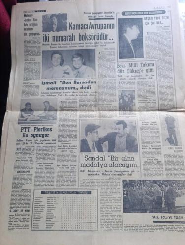 Milliyet Gazetesi - Turkish Newspaper - 28 Mayıs 1969 - Cumhurbaşkanı Cevdet Sunay 27 Mayıs mesajı yayınladı - 27 Mayıs'ın 9. Yılında Turhan Emeksiz büstü Fotoğrafı - 27 Mayıs törenle kutlandı - Ordu gençlik polis ve halk kol kola 27 Mayıs yürüyüşünde fotoğraf - Anıtkabir'de Devrim şehitleri için saygı duruşu yapıldı - 27 Mayıs Cumhuriyet ve anayasa bayramı dün bütün Türkiye'de dış temsilciliklerimizde ve Kıbrıs'a törende kutlanmıştır - Anıtkabir'de töreninin başlamasını bekleyen İsmet İnönü ve General şapkaları Fotoğrafı - Necmettin Erbakan başkanlık koltuğuna oturdu fotoğraf - Ay'a gitmek için engel kalmadı - 50 yıl 19 Mayıs 1919 19 Mayıs 1969 yazar Refik Necdet Aktaş - Rüçhan Çamay Almanya'da renkli televizyona çıktı Fotoğrafı - 6. Antalya film festivali - Muzaffer Tema ilk defa bir jüride yer alıyor fotoğraf - Jover Cemal Kamacı Avrupa'nın iki numaralı boksörüdür - Galatasaray şampiyon yazan  Kaloperoviç - Metin Oktay- Fenerbahçe kulübü başkanı Faruk Ilgaz - 27 Mayıs 1960