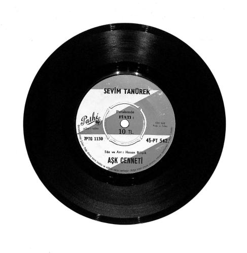 Sevim Tanürek - Aşk Cenneti - Benim de Canım Var 45'lik Plak (10/8.5)