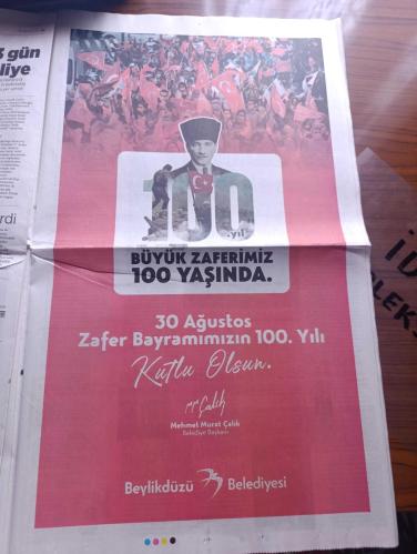 Milliyet Gazetesi - Turkish Newspaper - 30 Ağustos 2022 - 100 yıldır aynı ruh 30 Ağustos zafere bayramı kutlu olsun - Nazım Hikmet Kuvayi milliye destanı - görülmedik strateji Atatürk'ün çizimi ile Büyük taarruz - 30 Ağustos zaferini Atatürk'ten dinleyen dönemin ABD büyükelçisi Mustafa Kemal'in taktiğinin bütün askeri kavramları yıktığını kaydetti - 1932-1933 yıllarında ABD'nin Ankara büyükelçisi Charles H. Sherrill Atatürk'le yaptığı görüşmeleri Mustafa Kemal insan eseri ülkesi adlı kitapta topladı - Cumhurbaşkanı Recep Tayyip Erdoğan 30 Ağustos mesajında 30 Ağustos esaret ve hürriyet arasında bir tercihe zorlandığında Türk milletinin neleri başarabileceğinin ispatı olmuştur - CHP lideri Kemal Kılıçdaroğlu 30 Ağustos bir dehanın askeri zaferi olmasının da ötesinde milletimizin hürriyete büyük Önder Mustafa Kemal Atatürk'ün de millet egemenliğine bağlılığının en büyük nişanesidir - MHP lideri Devlet Bahçeli 30 Ağustos'ta Yunan hükümetini uyardı - 100. Yılda sanat - 30 Ağustos 1922