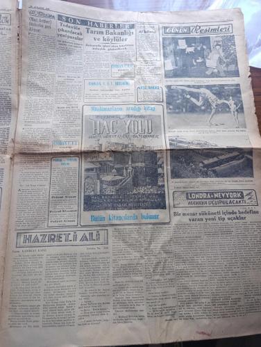 Yeni Sabah Gazetesi - Turkish Newspaper - 30 Ağustos 1950 - 30 Ağustos Zafer Bayramı bütün yurtta kutlanıyor - Türk milletinin varlık ve kudretini bütün dünyaya bir daha tanıtan 30 Ağustos zaferinin bugün 28 inci yıldönümüdür - 30 Ağustos Mehmetçik ve Türk bayrağı resim - Kurtuluş harbi tarihinin şerefli yıldönümü 30 Ağustos zaferi nasıl elde edildi yazan Selahattin Berk - Atatürk Kurtuluş harbi sırasında Fotoğrafı - Sevkülceysi müdafanın kurulması - Büyük taarruz ve büyük Zafer - büyük Zafer ve son Emir - 30 Ağustos Zafer Bayramı parlak tören ve büyük resmi geçitlerle kutlanacaktır - 30 Ağustos Zafer Bayramı töreninden önce saat 9.00'da orduevinde ve saat 9.30'da vilayette protokole göre kabul resmi yapılacak saat 9.45'te törene katılacak askeri birlikler Taksim meydanı yerlerini almış olacaklardır - 30 Ağustos Zafer Bayramı sebebiyle selimiye'den 21 pare top atılacaktır - fotojenik kadın müsabakası 10 eylül tarihinde yapılıyor - Başbakan Adnan Menderes'in konuşması - 30 Ağustos 1922