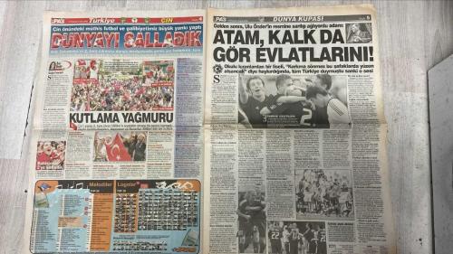 PAS SPOR GAZETESİ - 14 HAZİRAN 2002 - GEREMİ'DEN OLUMLU YANIT GELDİ — GURUR DUYARIM — ROMA ZİRVESİ — LAZIO ENGELI — ONEMLI GORUSME — KALİTELİYİM — GELECEĞE UMUTLA BAKIYORUM — LORANT'IN ESI AMELİYAT OLDU — TESİSLERDE HER ŞEY TAMAM — MUSTAFA DOĞAN: FORMDAYIM — DURUMUM BELIRSIZ — KANARYA HAYRANI — CIDDI TEKLİFLER — TÜRK'E DURMAK YARASMAZ — C GRUBU — DÜNYA KUPASI'NDA BUGÜN — KUPA BİZİMDİR! — FAVORİ BREZİLYA, KOSTA RİKA ÖNÜNDE ADINA YAKIŞANI YAPTI — ONLAR DA ASLAN — SAMBA VE SÜPER GOL ŞOV — DEL PIERO ATTI İTALYA GÜLDÜ — İKİNCİ TUR EŞLEŞMELERİ — ORTEGA'DAN SONRA RAPAIÇ DE GELİYOR — DÜNYAYA SALLADIK — SAĞOL HOCAM — ATAM, KALK DA GÖR EVLATLARINI! — KUTLAMA YAĞMURU — DOĞRU SİSTEMDE PARLAYAN YILDIZLAR — GÜNEŞ: SINIFI GEÇTİK — 2. KORE DESTANI — TEŞEKKÜRLER BREZİLYA — KISKANAN ÇATLASIN — EMRELER'İ KAYBETTİK! — TURKONDE - GEREMI — ALİ YILDIRIM — ALMEYDA — OKTAY — CEM KARACA — SIMAO — KALECİ VOLKAN — NURETTİN HOCA — RÜŞTÜ — WERNER LORANT — BINGO LORANT — DORLE — MUSTAFA DOĞAN — MARIN — RONALDO