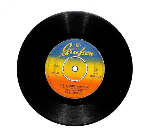 Zeki Müren - Unut Sevme Beni - Bir Ateşim Yanarım 45'lik Plak (10/7.5)